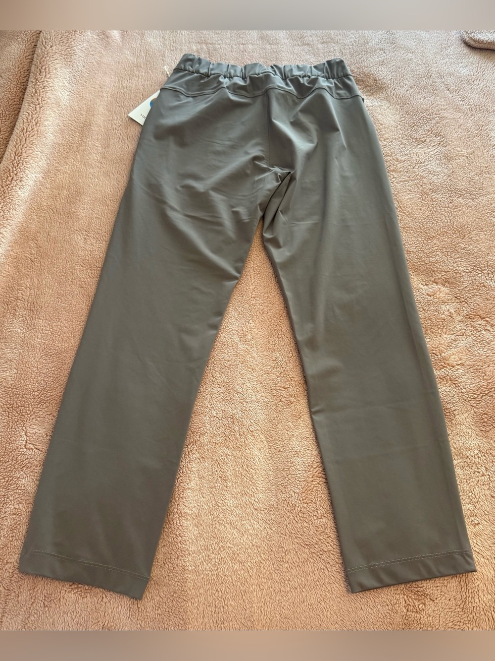 Vuori Miles Ankle Pant - Picture 10 of 13